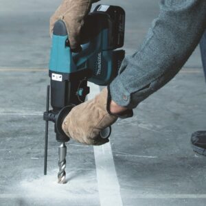 Makita Akku-Kombihammer DHR243RTJ, 18Volt, Bohrhammer (blau/schwarz, 2x Li-Ion-Akku 5,0 Ah, in MAKPAC Gr.4)